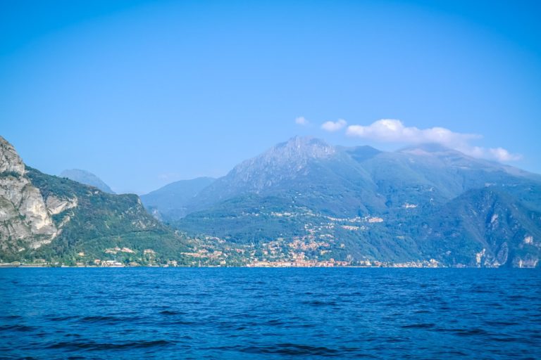 Why a Lake Como Boat Rental Is a Fantastic Idea -- Drive on the Left